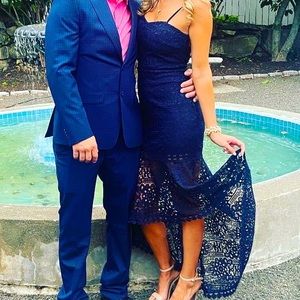 Laced navy blue backless dress. Great for weddings or cocktail party’s.